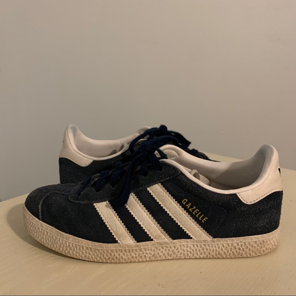 Adidas Gazelle Navy Flat Tennis Shoes Size Y3.5